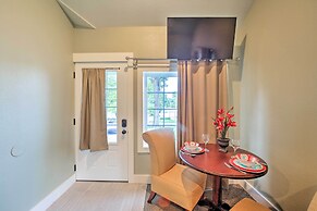 Branson Cottage w/ Pool Access ~ 2 Mi to the Strip