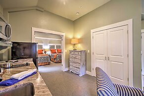 Branson Cottage w/ Pool Access ~ 2 Mi to the Strip