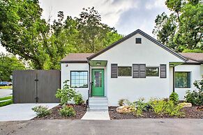 Branson Cottage w/ Pool Access ~ 2 Mi to the Strip