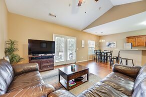 Walk to The Strip: Family-friendly Branson Home