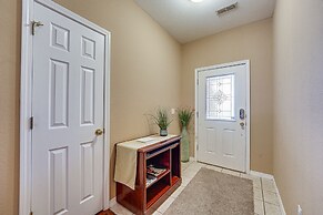 Walk to The Strip: Family-friendly Branson Home