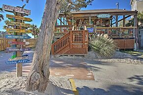 Beachy Getaway w/ Balcony on Hilton Head Island!