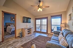 Branson West Condo Rental w/ Pool Access!