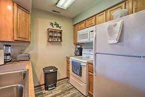 Branson West Condo Rental w/ Pool Access!