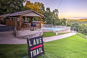 Branson West Condo Rental w/ Pool Access!