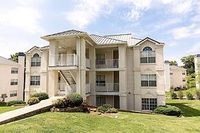 Branson Resort Condo - 3 Miles to the Strip!
