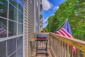 Bright Ozarks Condo w/ Balcony & Lake Views!