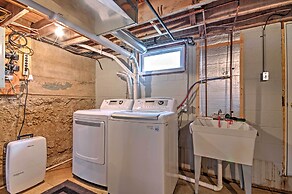 Charming Berger Apt on 42-acre Farm w/ Pool Access