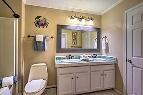 Patio & Gas Grill: Charming Bluffton Escape!