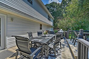 2 Mi to Clemson: Central Villa w/ Deck, Near Lakes