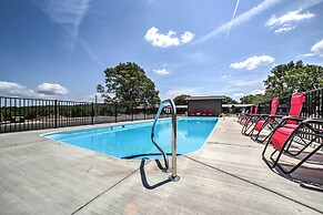 Cabin w/ Pool Access - Walk to Table Rock Lake!