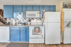 Balcony & Grill: Condo Near Table Rock Lake!