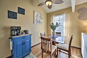 Balcony & Grill: Condo Near Table Rock Lake!