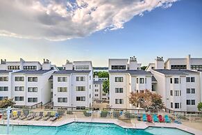 Charming Condo w/ Pool Access in Osage Beach!