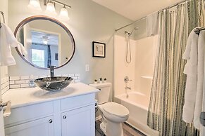 Cheerful Condo: Patio, 2 Mi to Branson Strip!