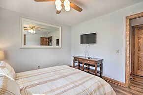 Private Balcony & Fall Views: Osage Beach Condo