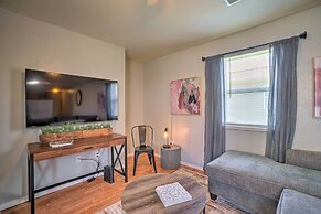 Charming One-level Home w/ Deck, Walk to Dtwn