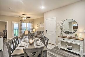 4 Mi to Silver Dollar City: Chic Branson Retreat!