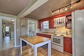 Cobblestone Cottage' - 10 Mi to Pomme de Terre!