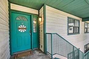 Branson Escape: 6 Mi to Silver Dollar City!