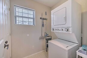 Branson Escape: 6 Mi to Silver Dollar City!