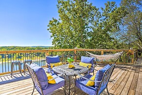 Colorful Golden Getaway w/ Panoramic Views!