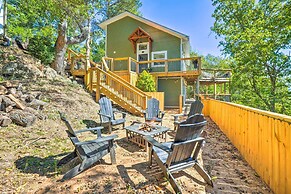 Colorful Golden Getaway w/ Panoramic Views!