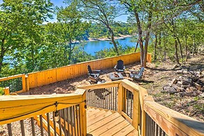 Colorful Golden Getaway w/ Panoramic Views!