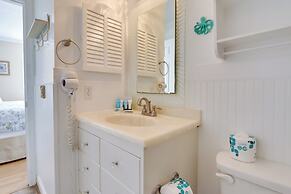 Pool, Sauna & Beach Access: Hilton Head Condo