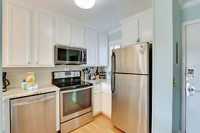 Pool, Sauna & Beach Access: Hilton Head Condo