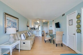 Pool, Sauna & Beach Access: Hilton Head Condo