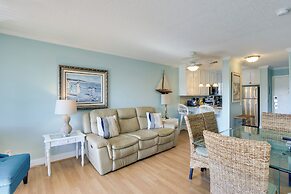 Pool, Sauna & Beach Access: Hilton Head Condo