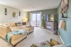 Resort Condo in Branson w/ Mountain & Lake Views!