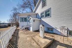 Cozy Augusta Home w/ Porch: Walk to Katy Trail!