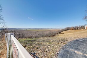 Cozy Augusta Home w/ Porch: Walk to Katy Trail!