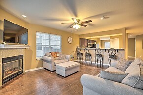Sunroom & Golf Course View: Cozy Branson Condo!