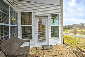 Sunroom & Golf Course View: Cozy Branson Condo!