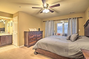 Sunroom & Golf Course View: Cozy Branson Condo!