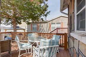 Cozy Camdenton Cottage w/ Deck + Boat Dock Access!
