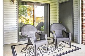 Cozy Pointe Royale Condo ~ 4 Mi to Table Rock Lake