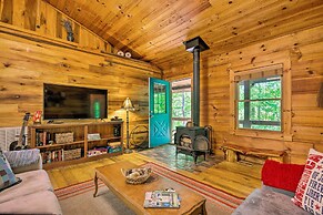 Creekside Marietta Cabin Retreat w/ Fire Pit!