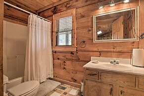 Creekside Marietta Cabin Retreat w/ Fire Pit!