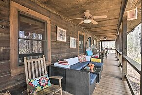 Creekside Marietta Cabin Retreat w/ Fire Pit!