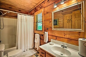 Creekside Marietta Cabin Retreat w/ Fire Pit!