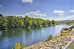 Branson Resort Condo w/ Lake Taneycomo Access!