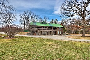 Family Apartment w/ Fireplace & Front Porch!