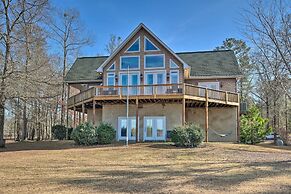 Dreamy Ridgeway Home w/ Grill on Lake Wateree!