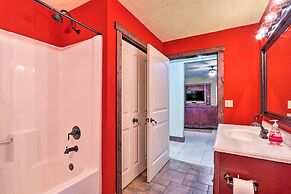 'dragon Castle' w/ Secret Passage, Dock, & Hot Tub