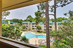 Pool Access & Balcony: Hilton Head Resort Condo