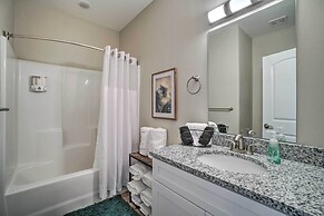 Family-friendly Branson Condo ~ 3 Mi to Strip